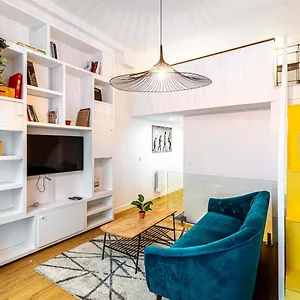  Apartment Disponible - - Equipped Duplex - From 1 To 6 Guests